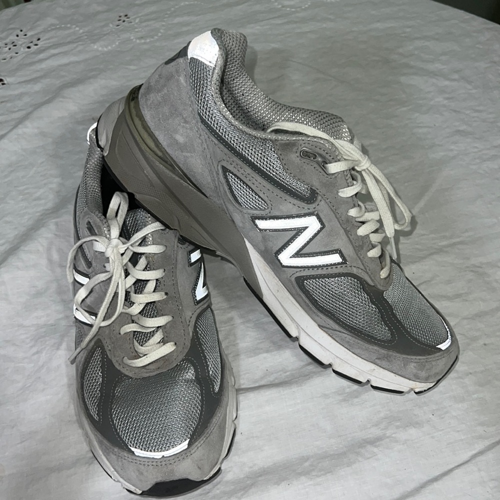 NEW BALANCE 990 Sneaker Men’s size 10.5